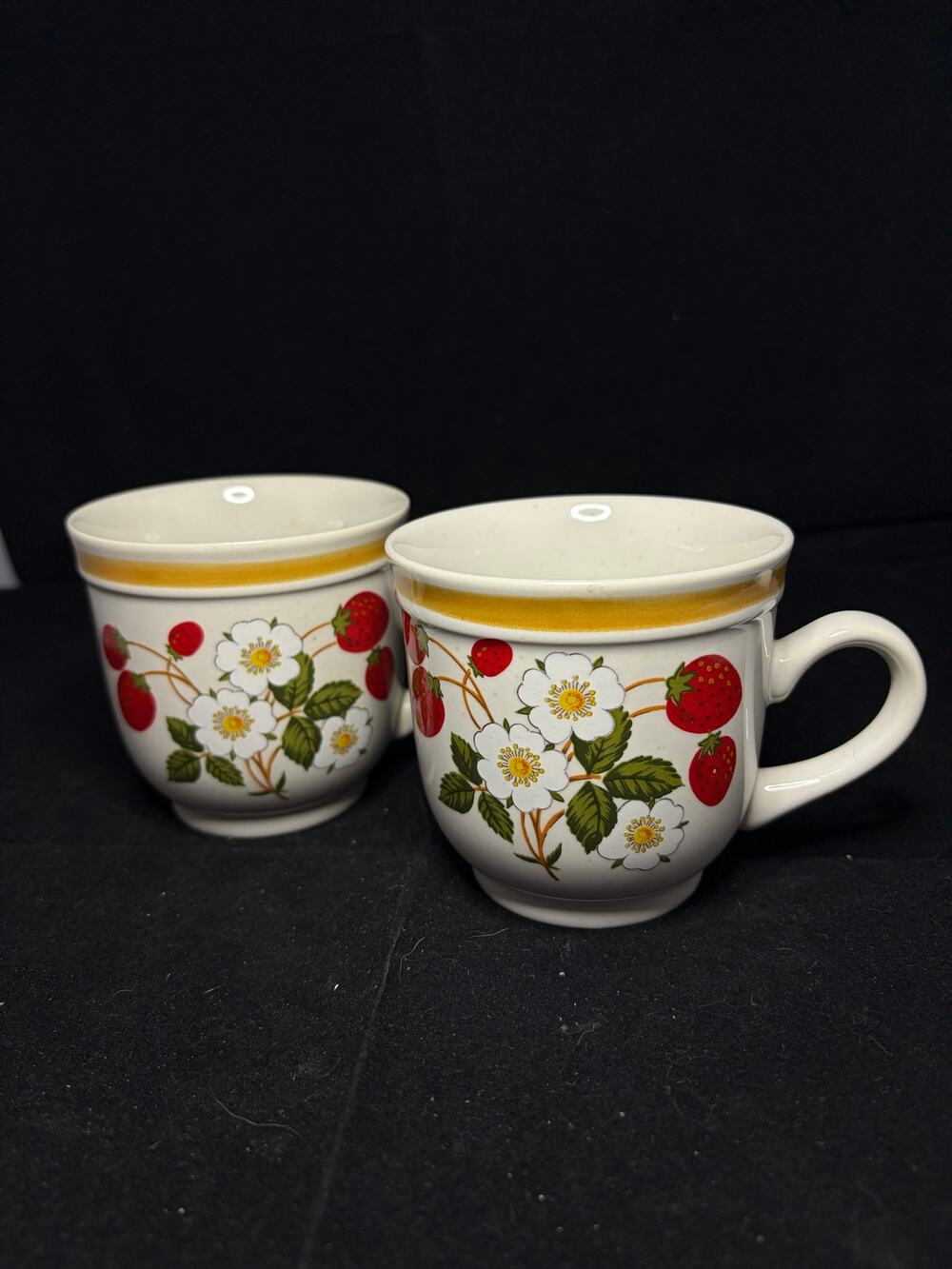 Strawberries and Cream Stoneware Mug Set